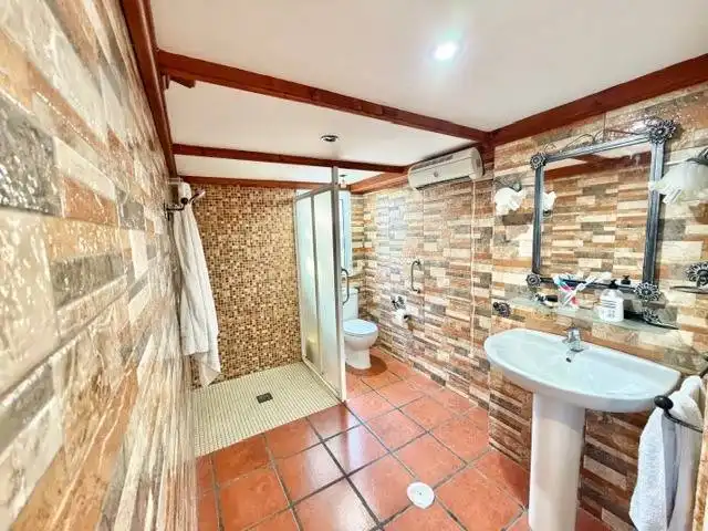 Bathroom of Houses for sale in San Vicente del Raspeig / Sant Vicent del Raspeig  with Swimming Pool