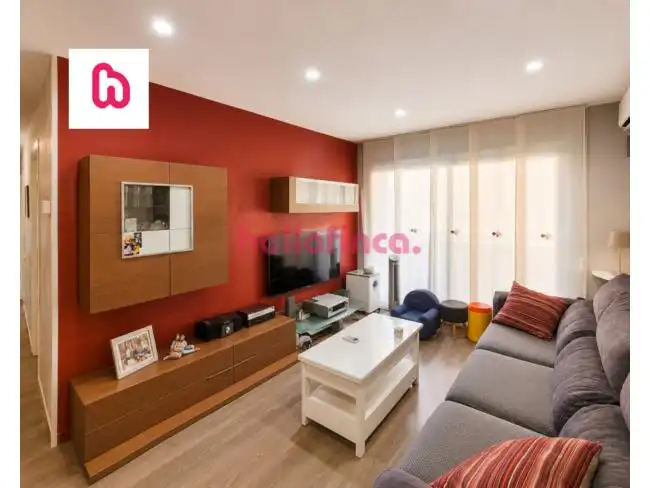 Flat with terrace for sale in Santa Eulàlia de Ronçana