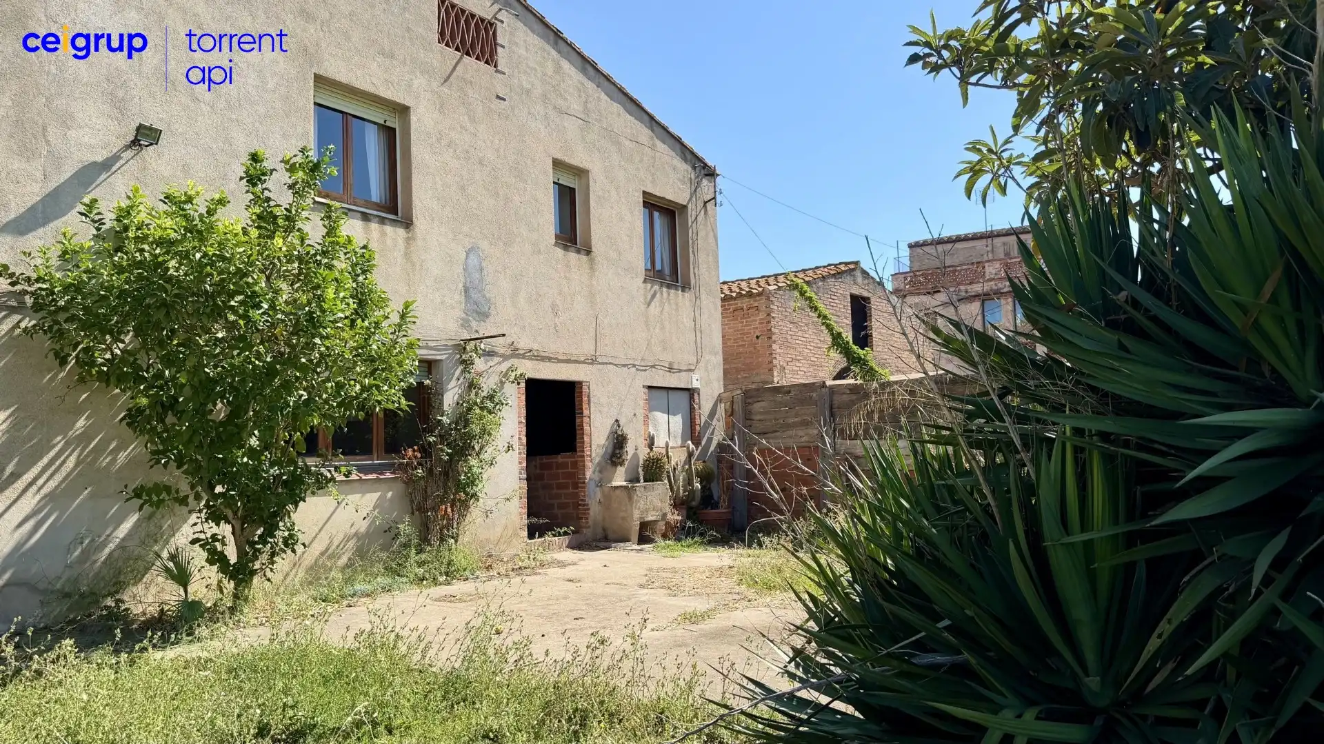 Vista exterior de Casa o chalet en venta en Serra de Daró con Calefacción, Terraza y Balcón