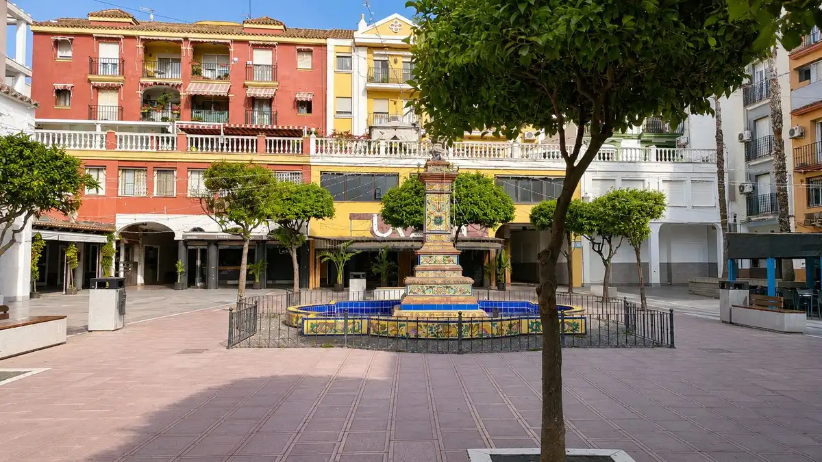 Vista exterior de Ático en venta en La Línea de la Concepción con Terraza