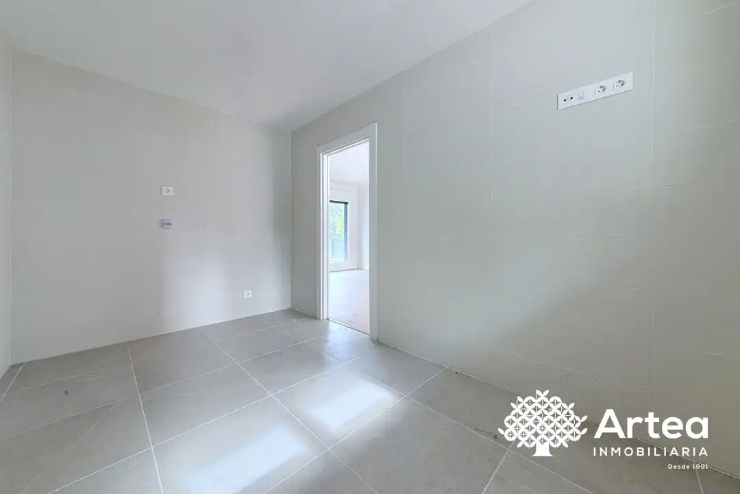 Detached house with terrace for sale in Julian Garaizar Kalea, imagen 18