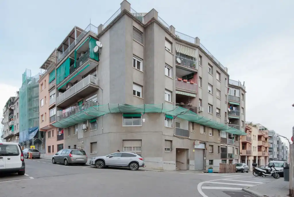 Piso en venta en C/ Dr Miró , Santa Perpètua de Mogoda