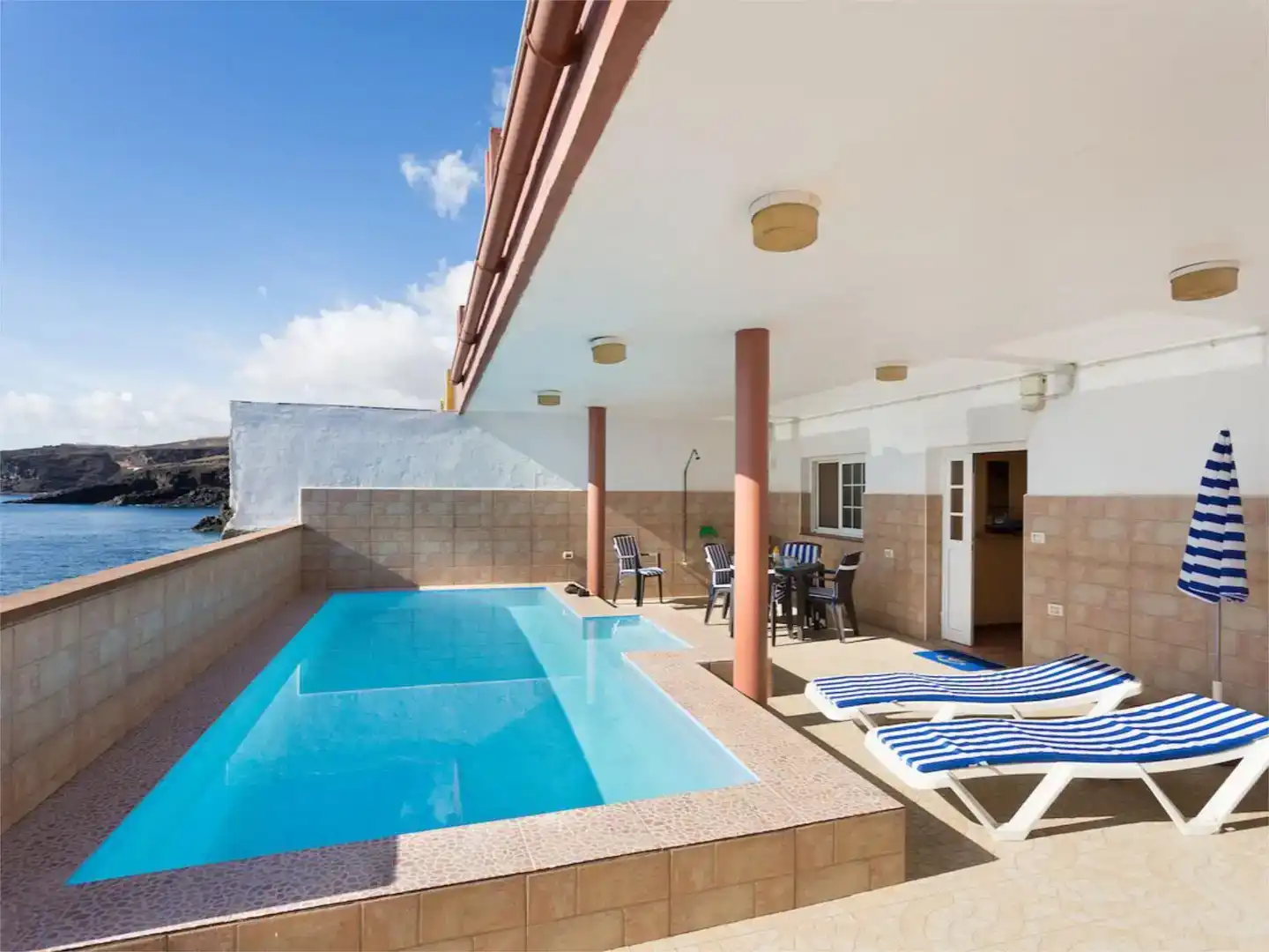 Piscina de Casa o chalet de alquiler en Güímar con Aire acondicionado, Jardín privado y Piscina