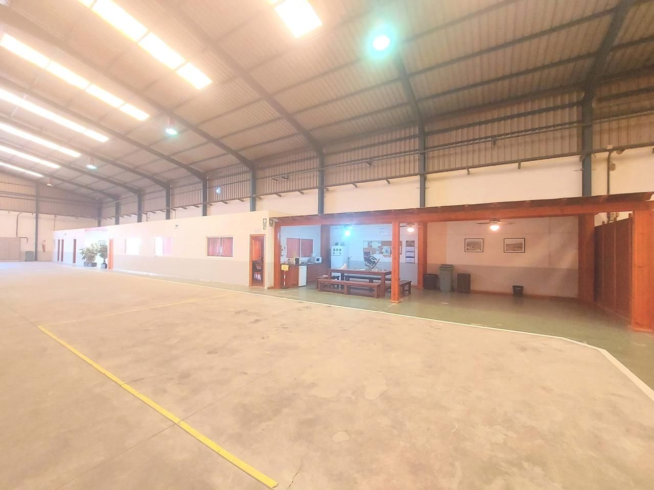 Industrial buildings to rent in ANTAS ALMERIA, Antas
