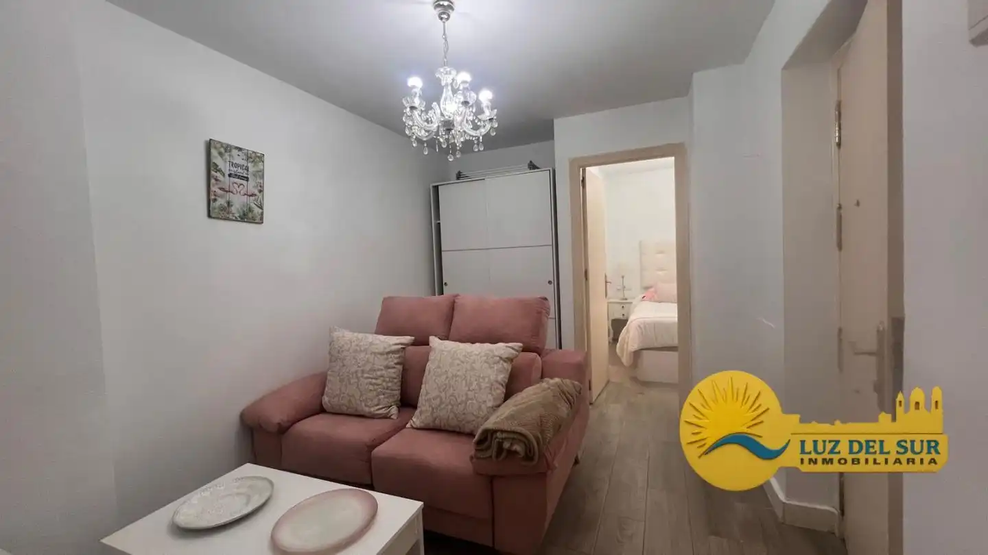 Dormitori de Planta baixa en venda en Cádiz