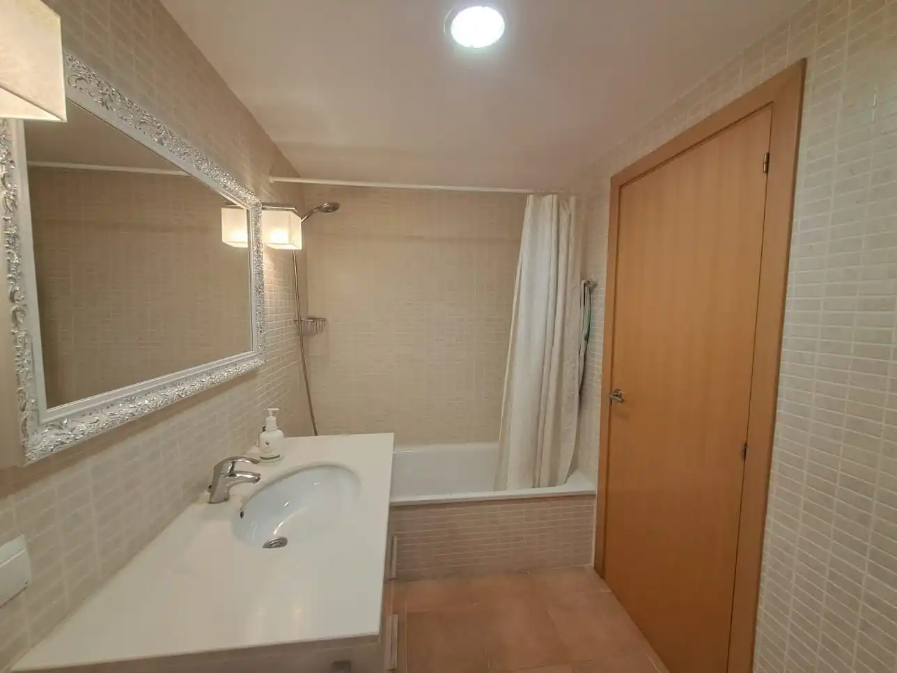 Baño de Piso en venta en Palafrugell con Calefacción y Terraza