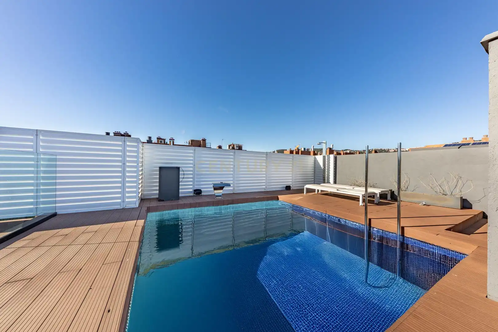 Swimming pool of Apartments for rent in Barcelona  with Air Conditioner, Swimming Pool and Oven