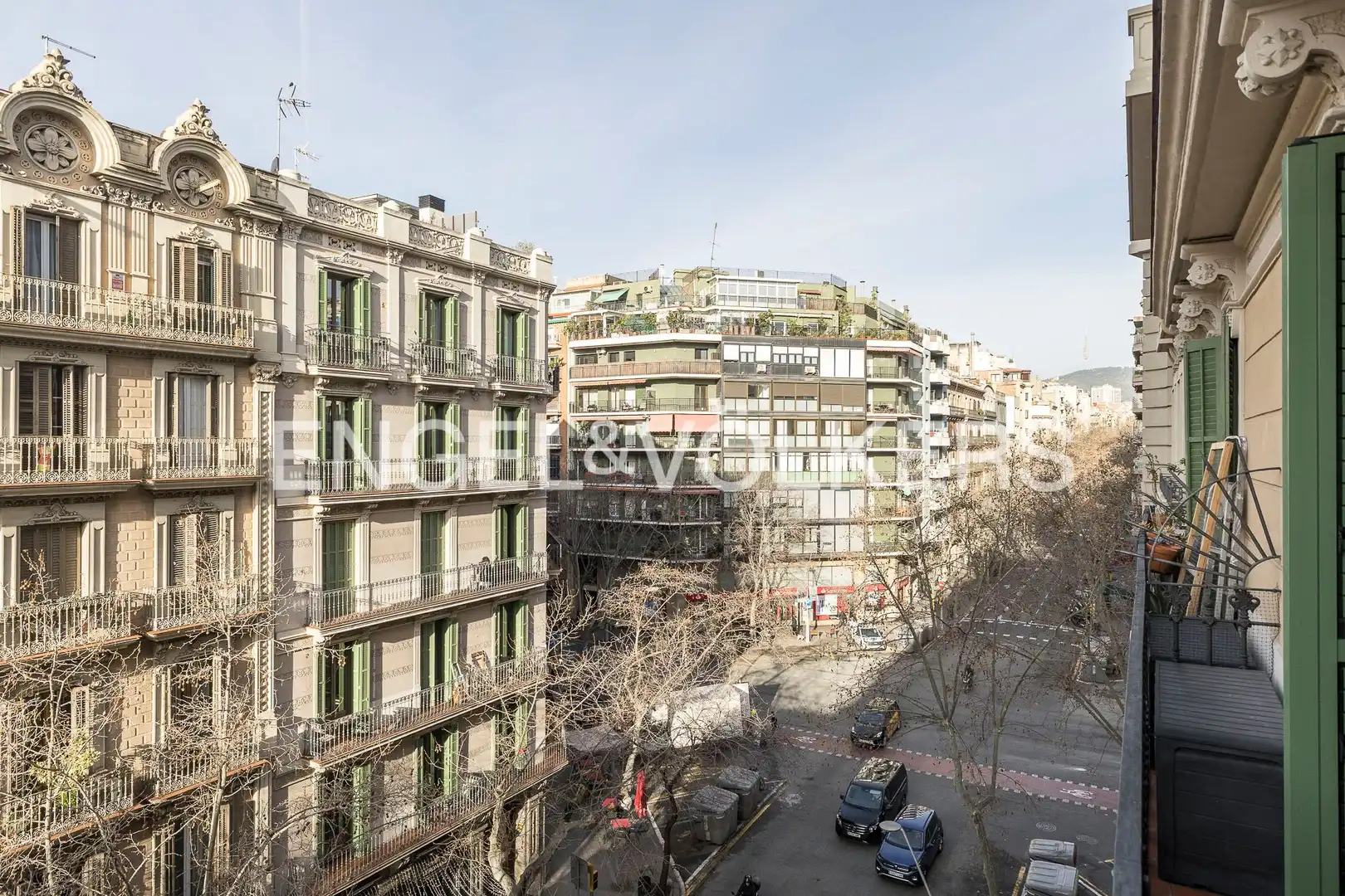 Exterior view of Flat for sale in Barcelona  with Air Conditioner, Heating and Balcony