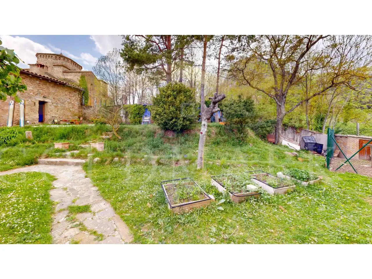 Jardín de Finca rústica en venta en Sant Jaume de Frontanyà con Calefacción y Jardín privado