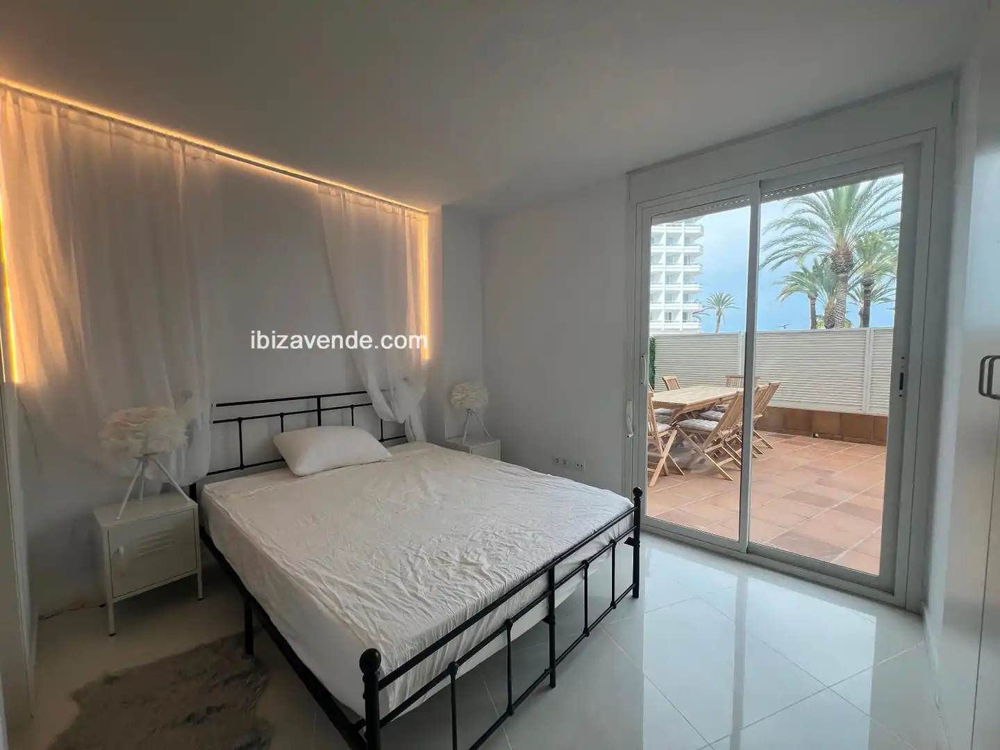 Flat with terrace for sale in Pere Matutes Noguera, imagen 6