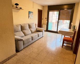 Sala d'estar de Àtic en venda en Santa Coloma de Gramenet amb Calefacció i Balcó