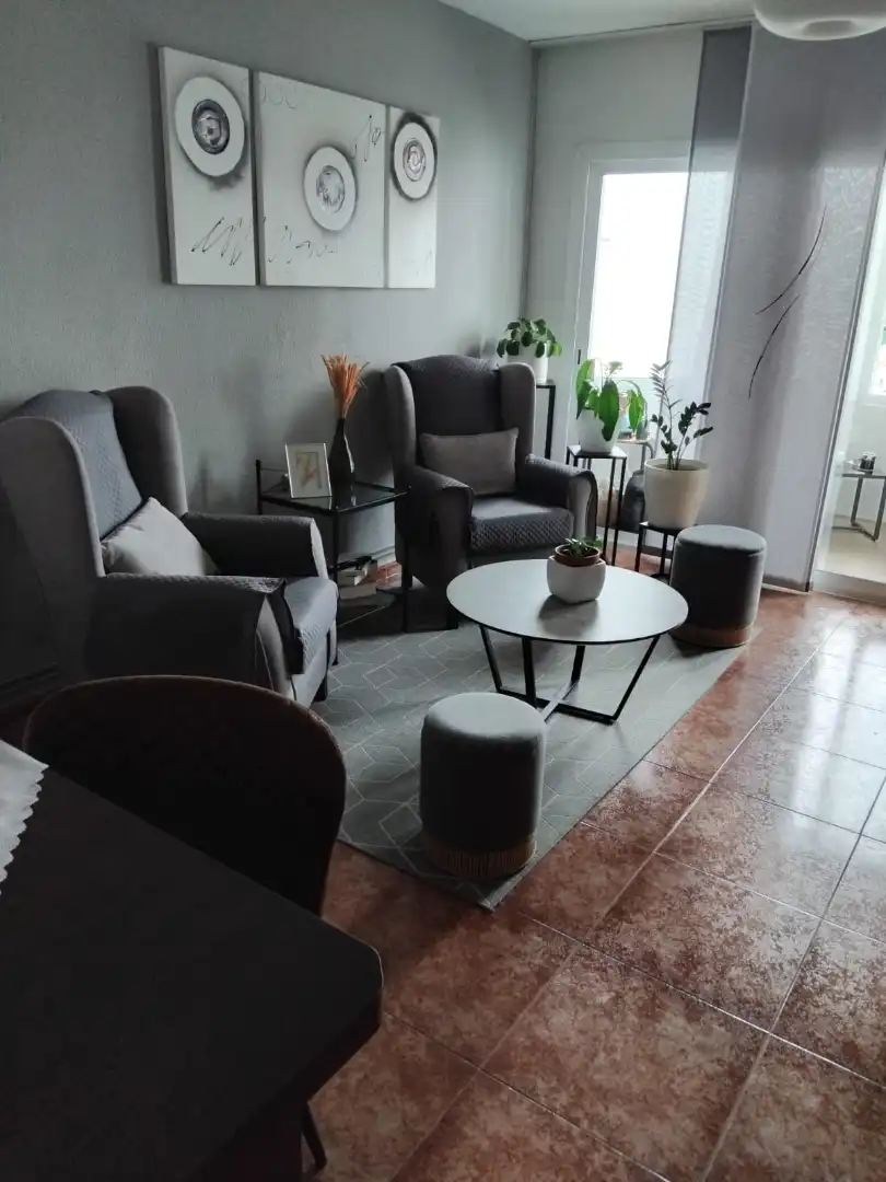 Living room of Flat for sale in Figueres  with Air Conditioner, Heating and Terrace