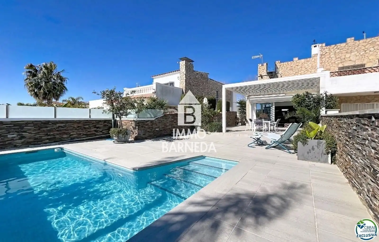 Exterior view of Houses for sale in Empuriabrava  with Air Conditioner, Terrace and Swimming Pool