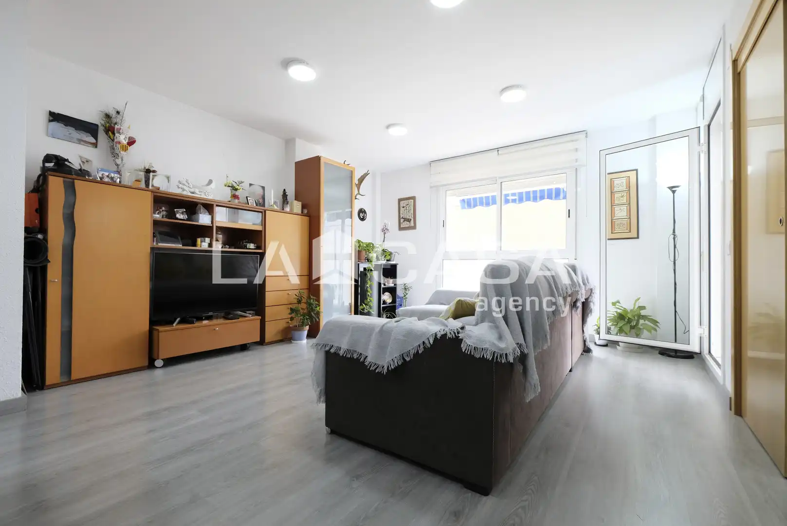 Sala de estar de Piso en venta en Barcelona con Calefacción y Balcón