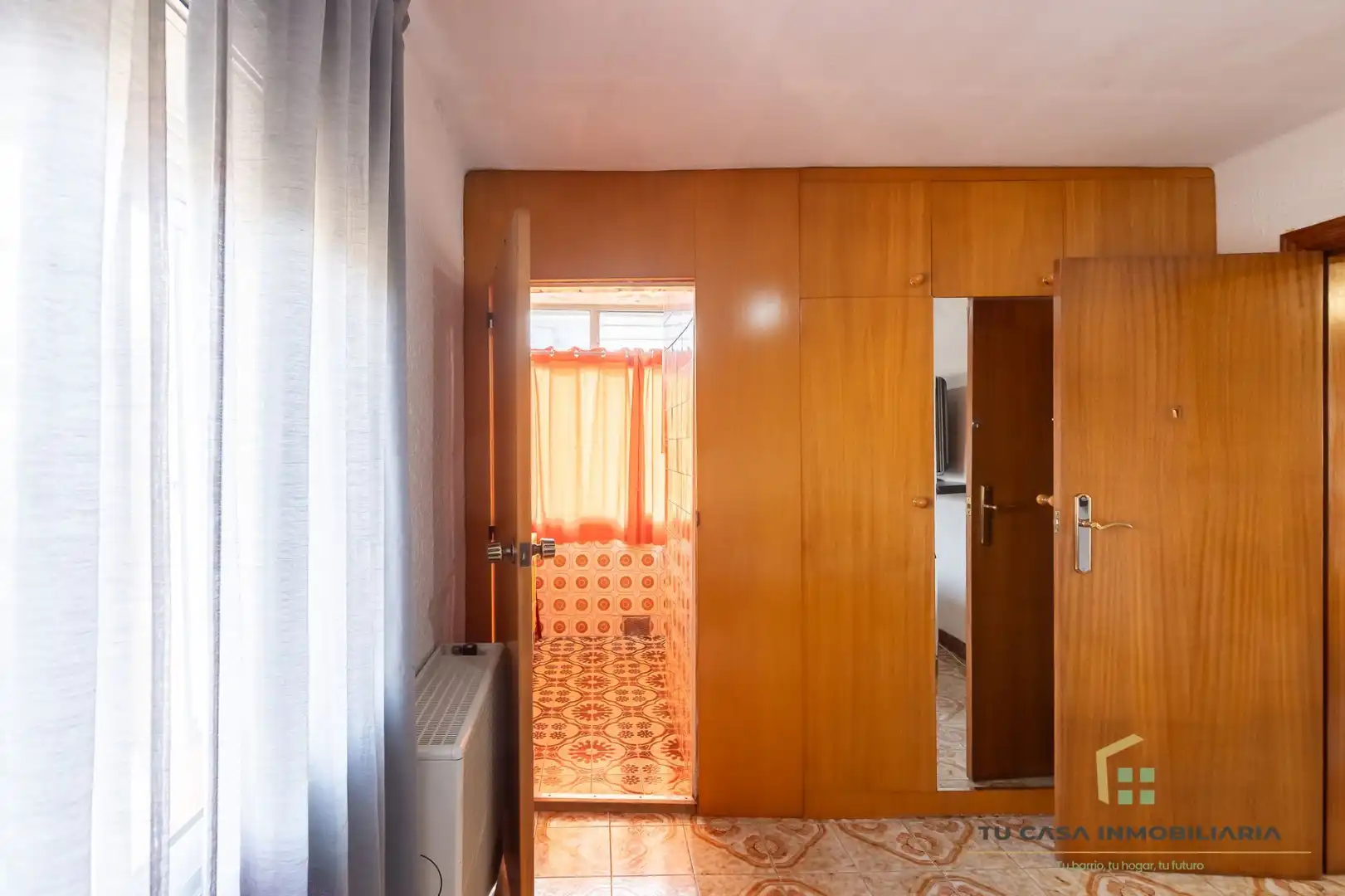 Schlafzimmer von Wohnung zum Verkauf in Badalona mit Klimaanlage