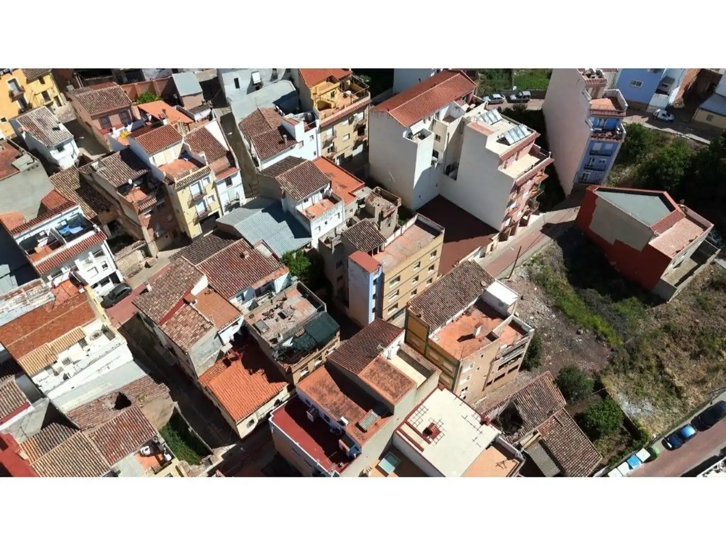 Außenansicht von Wohnung zum Verkauf in Gátova mit Terrasse und Abstellraum