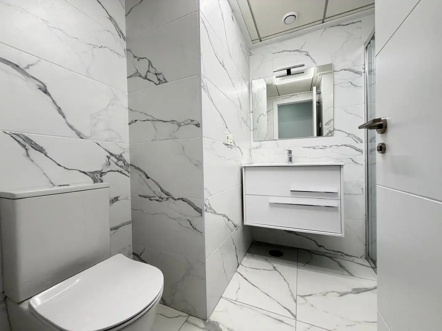 Apartamento con piscina en venta en N/A, imagen 21