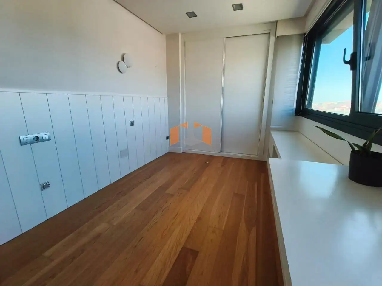 Habitación de Ático en venta en Vigo  con Aire acondicionado, Calefacción y Terraza