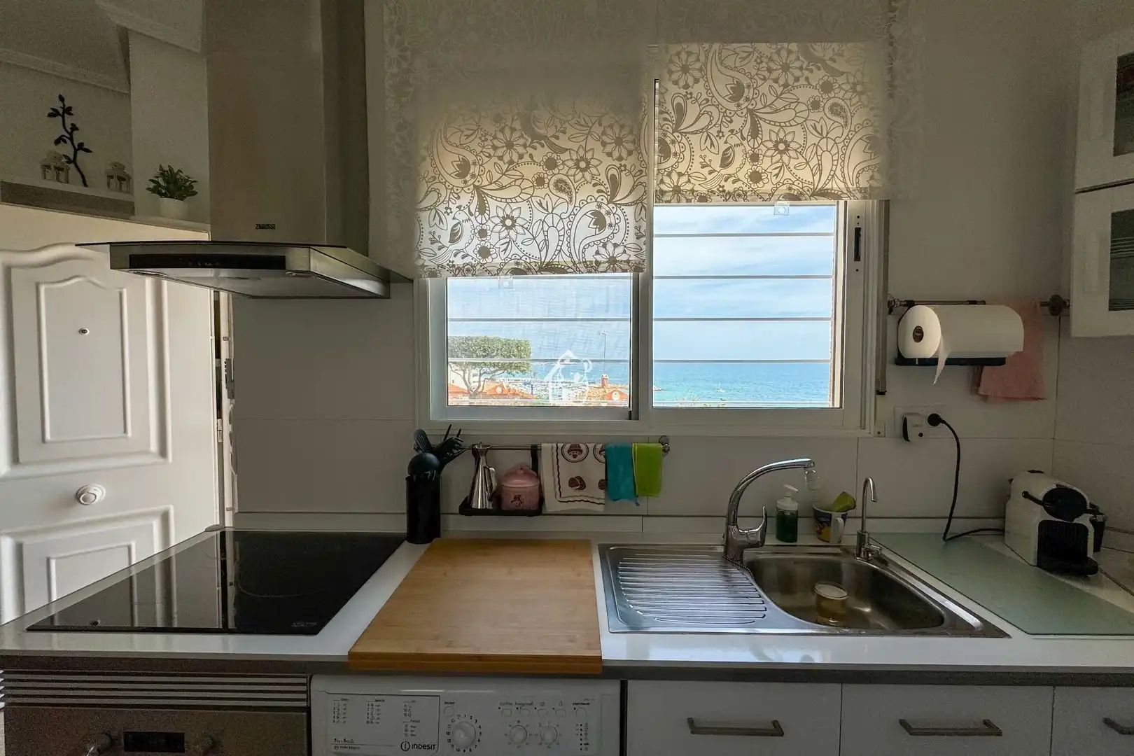 Kitchen of Apartments for rent in Orihuela  with Furnished, Oven and Washing machine