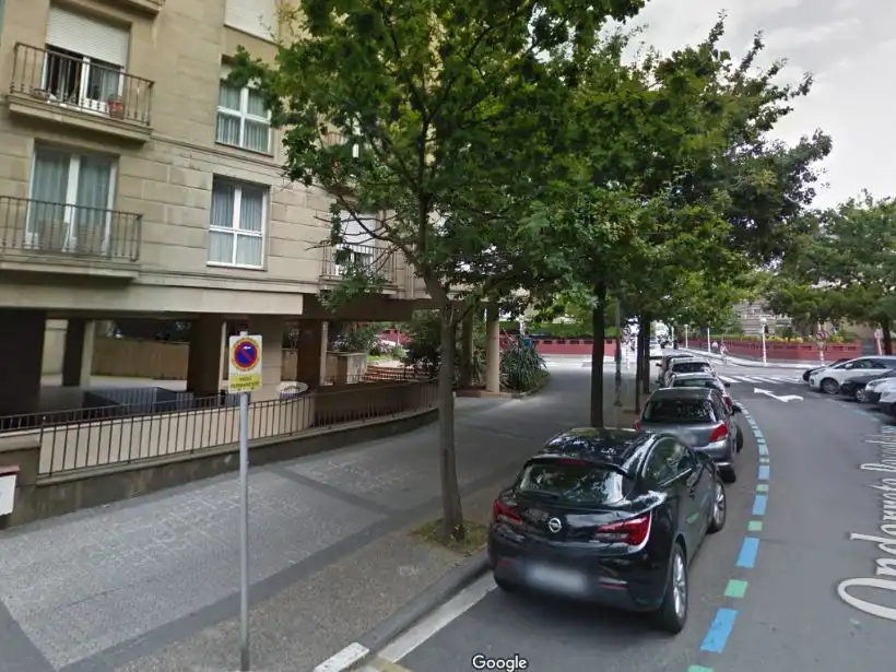 Vista exterior de Garatge de lloguer en Donostia - San Sebastián 