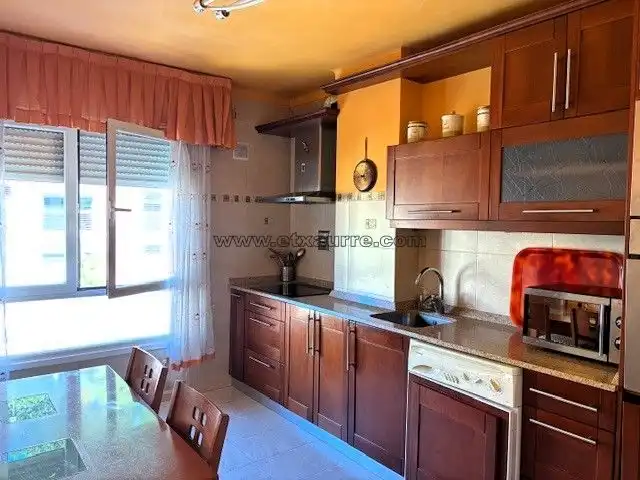 Cuina de Pis en venda en Laudio / Llodio amb Calefacció i Balcó
