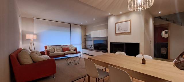 Casa adosada en Alquiler en Errotamendia Kalea en Arriaga - Lakua