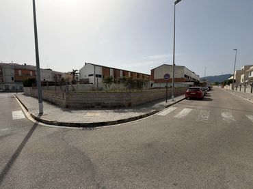 Terreni e lotti in vendita a Beniarjó