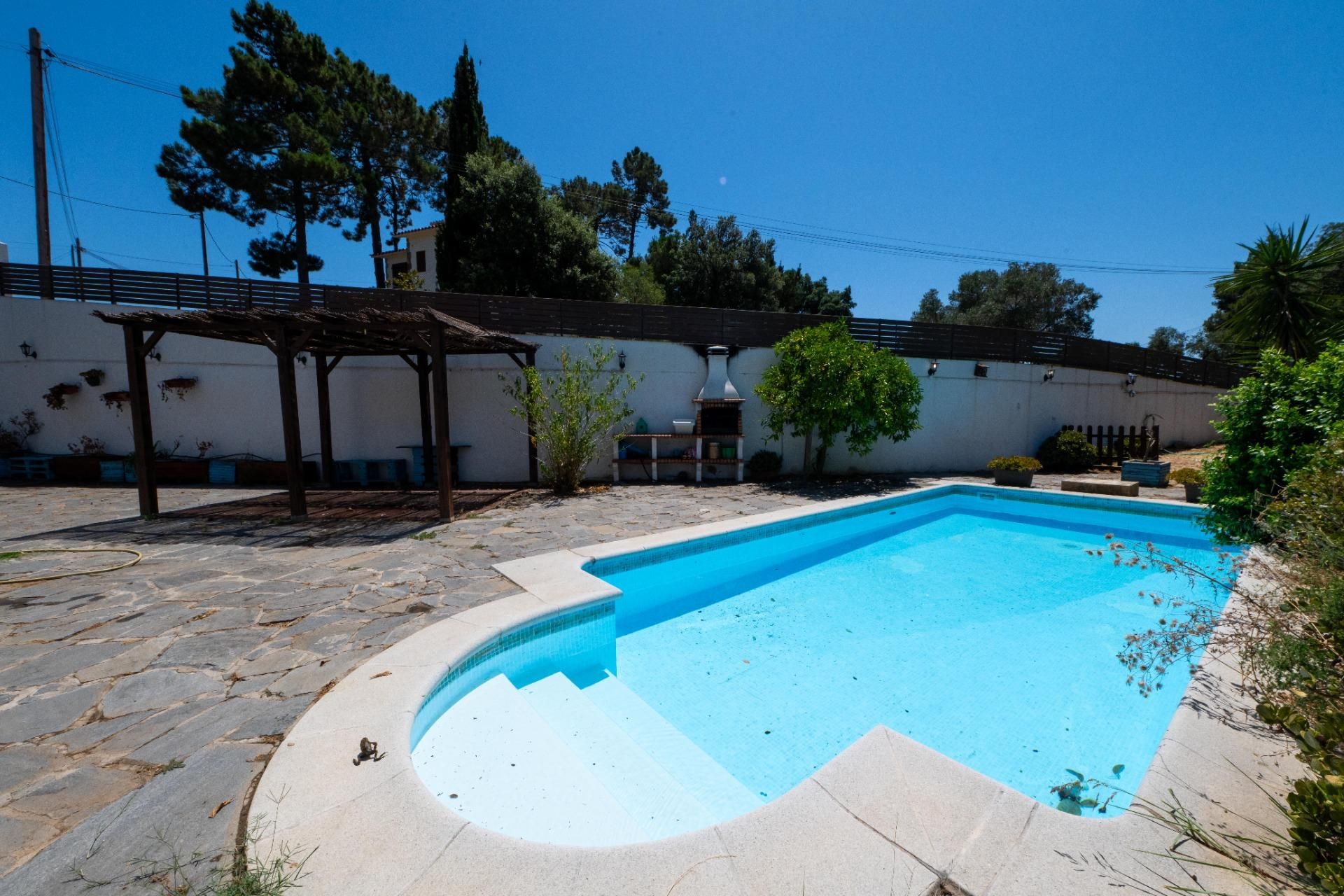 Piscina de Casa o xalet en venda en Sant Cebrià de Vallalta amb Aire condicionat, Jardí privat i Terrassa