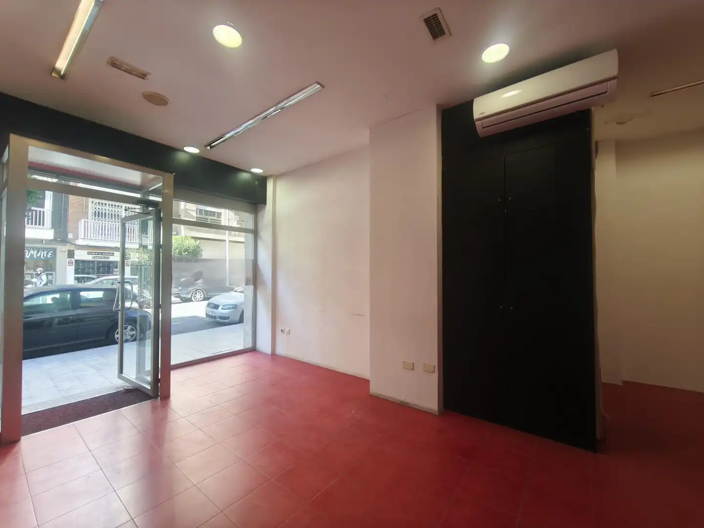 Business premises for sale in Casco Antiguo, imagen 7