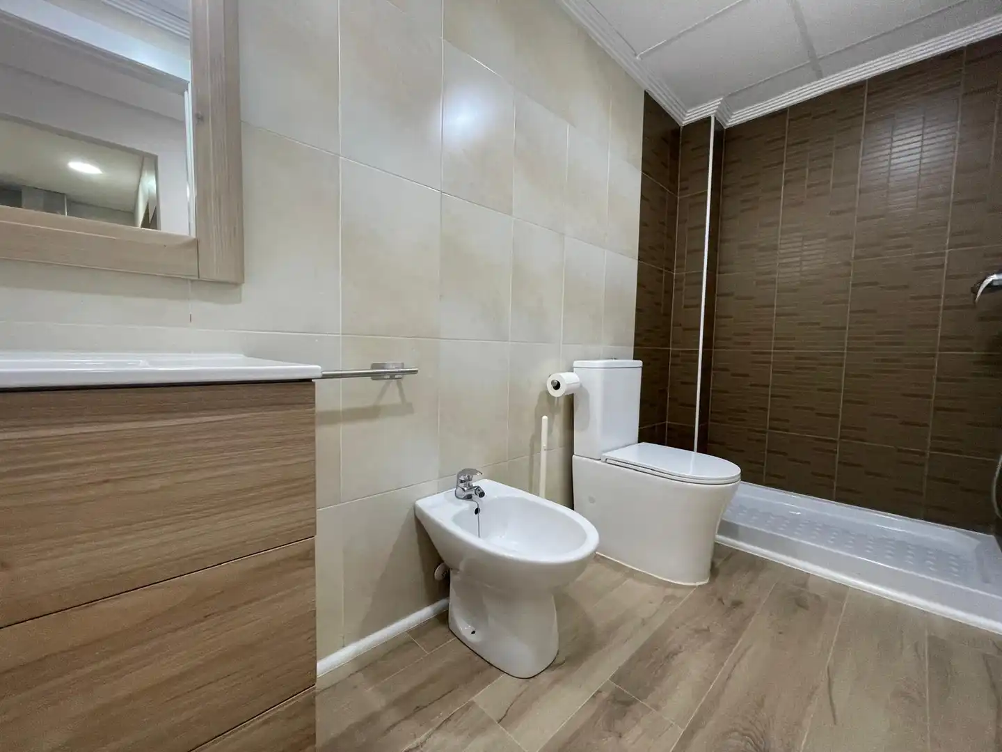 Baño de Casa o chalet en venta en San Pedro del Pinatar con Jardín privado, Parquet y Piscina comunitaria