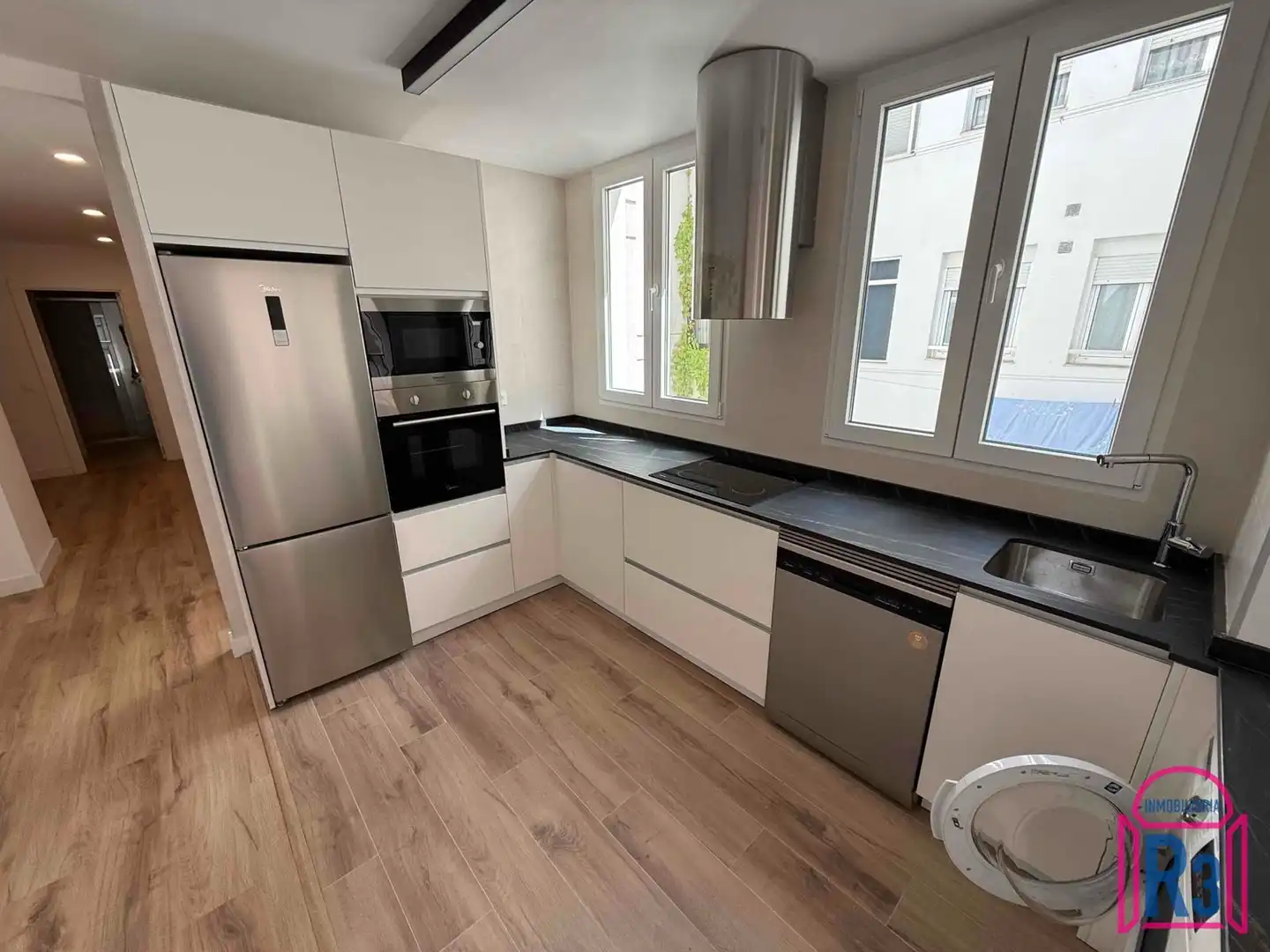 Kitchen of Flat for rent in León Capital   with Heating, Terrace and Storage room
