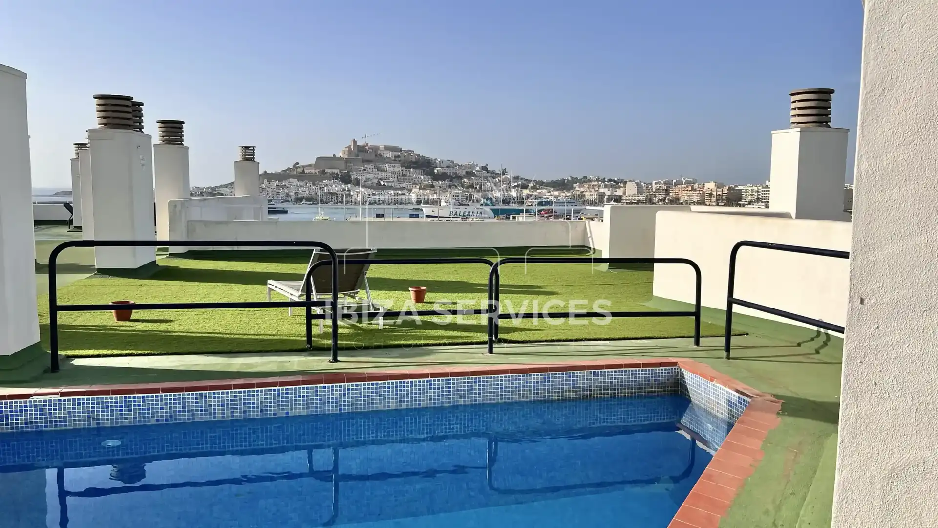 Piso de alquiler en Marina Botafoc - Platja de Talamanca