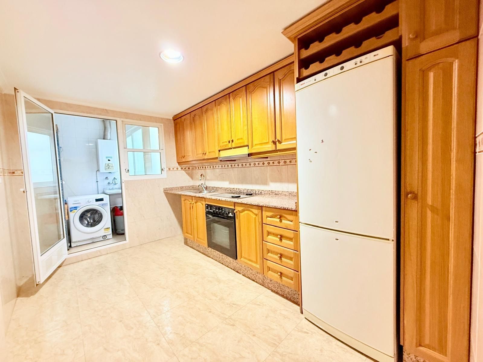 Kitchen of Flat for sale in Orihuela  with Storage room