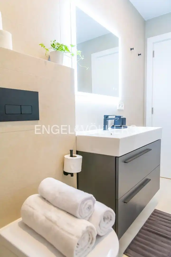 Bathroom of Apartments for rent in Dénia  with Air Conditioner, Heating and Terrace