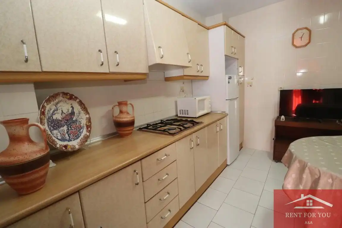 Cuina de Pis en venda en Alhaurín El Grande amb Aire condicionat, Terrassa i Moblat