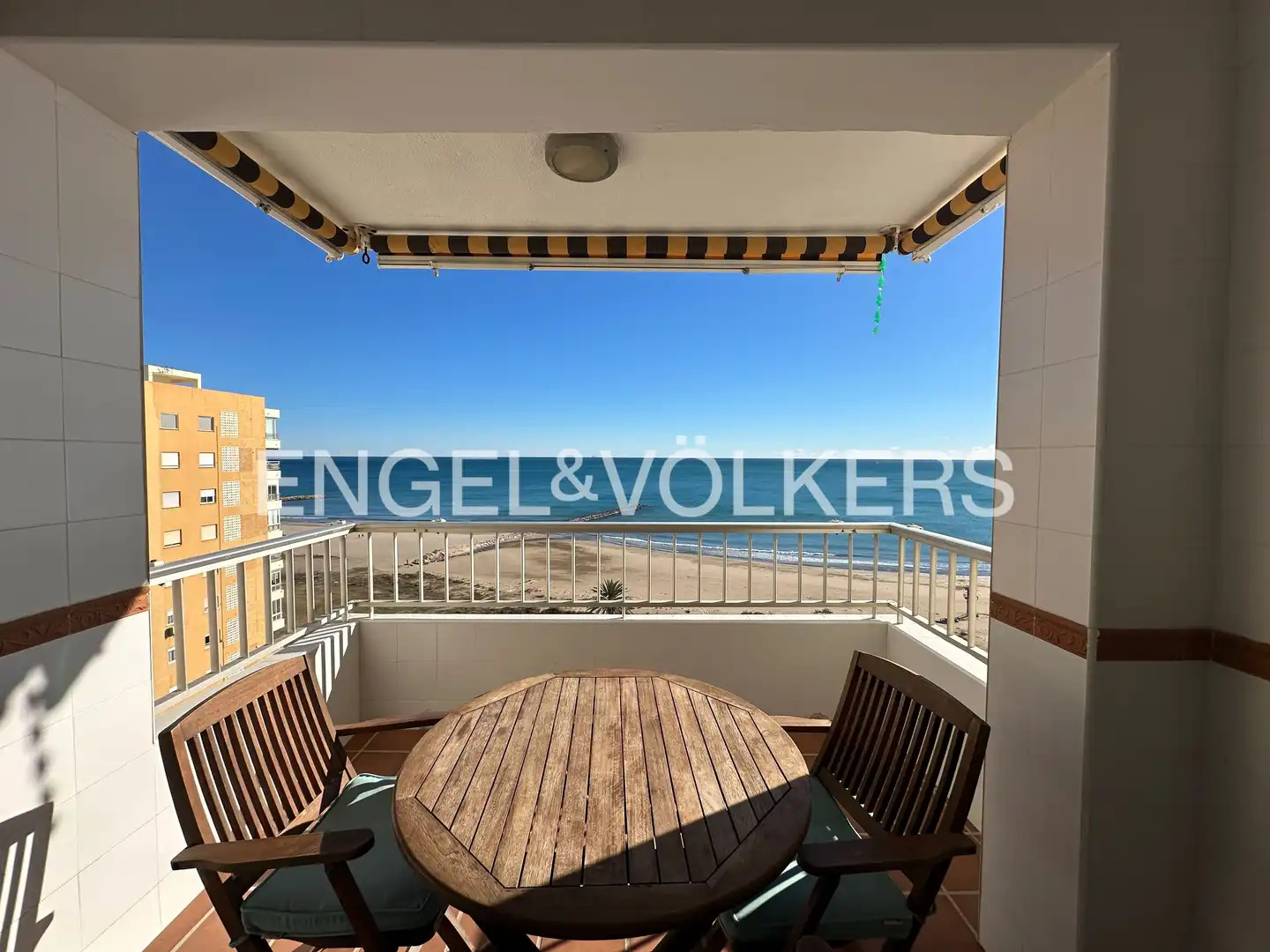 Apartment with terrace to rent in Playa del Puig, imagen 3