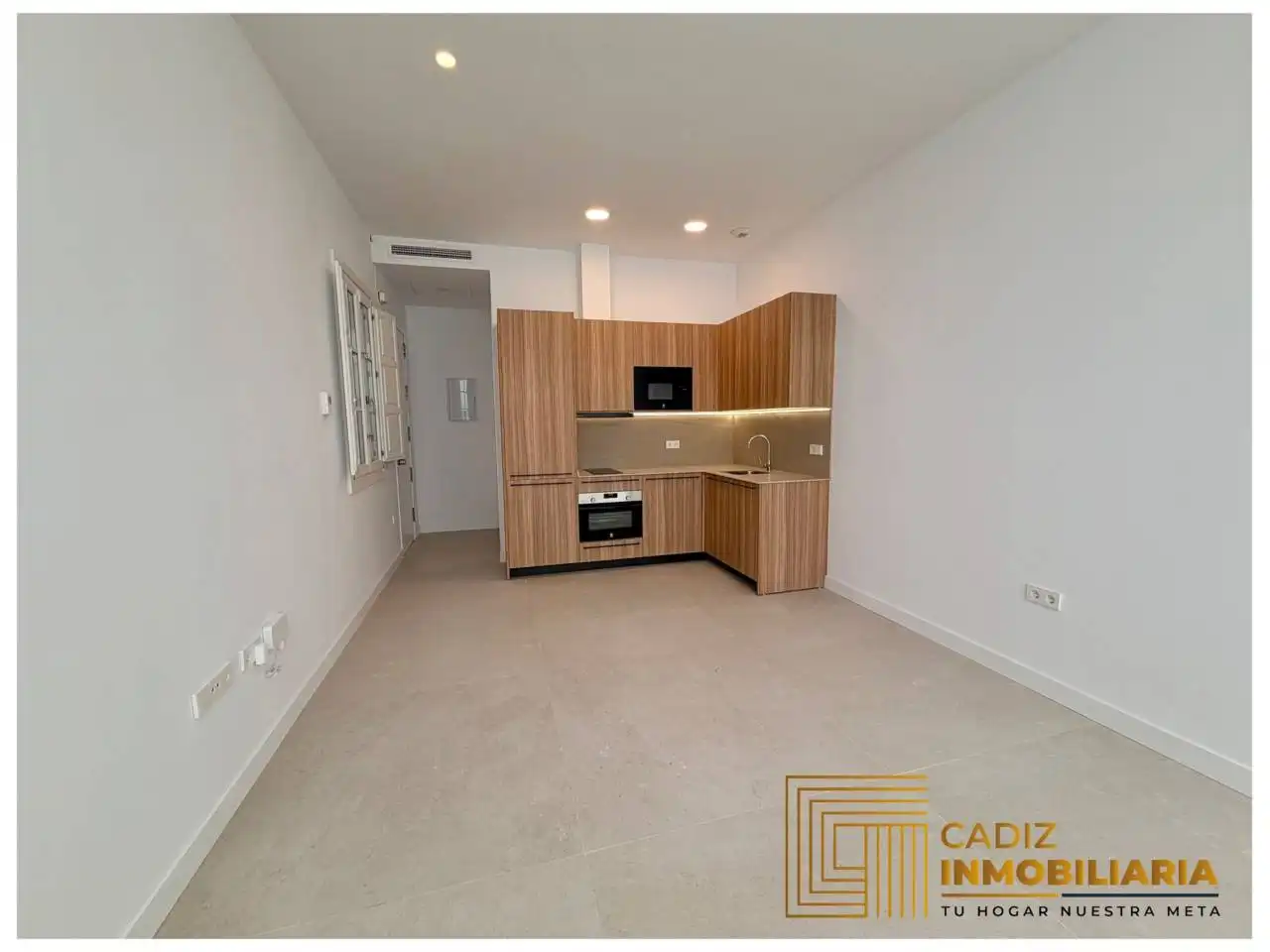 Cocina de Piso en venta en Cádiz con Aire acondicionado y Amueblado