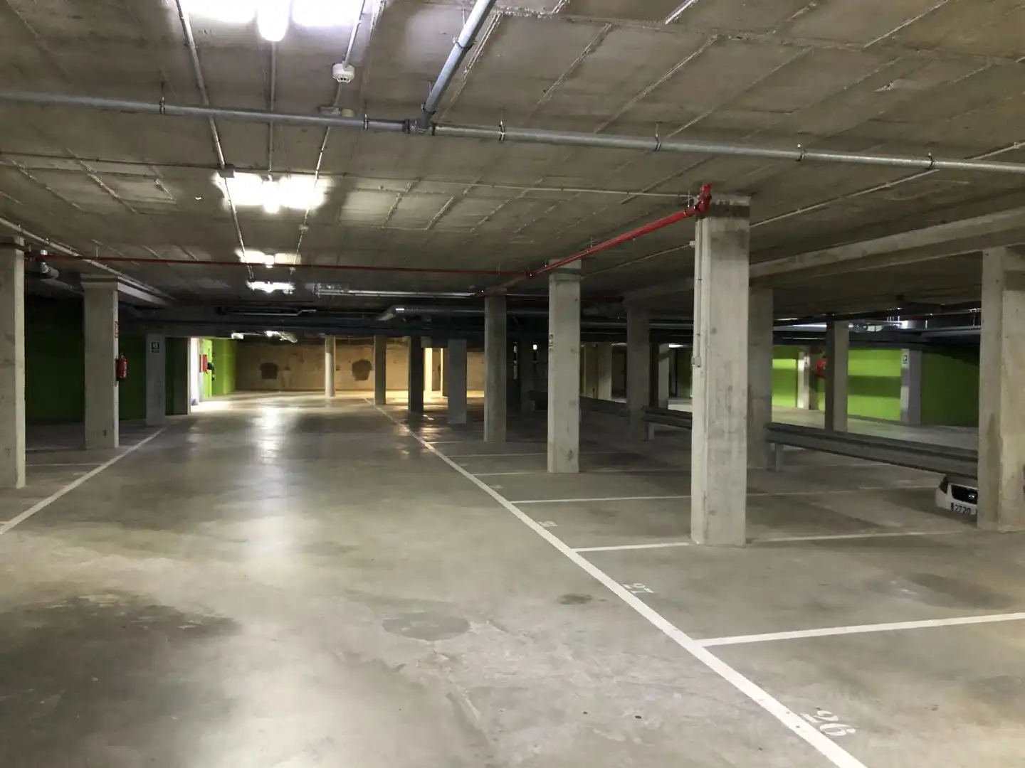 Parking de Garaje de alquiler en Barcelona con Alarma