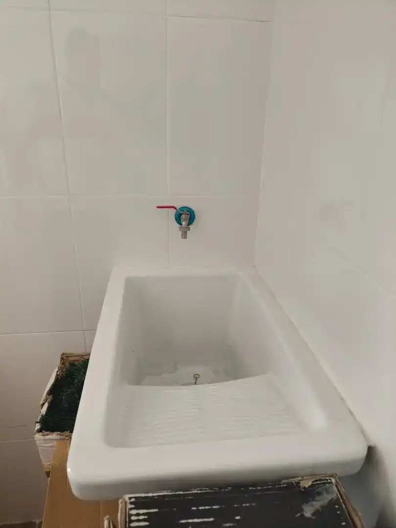 Baño de Piso en venta en Baena con Aire acondicionado, Trastero y Amueblado