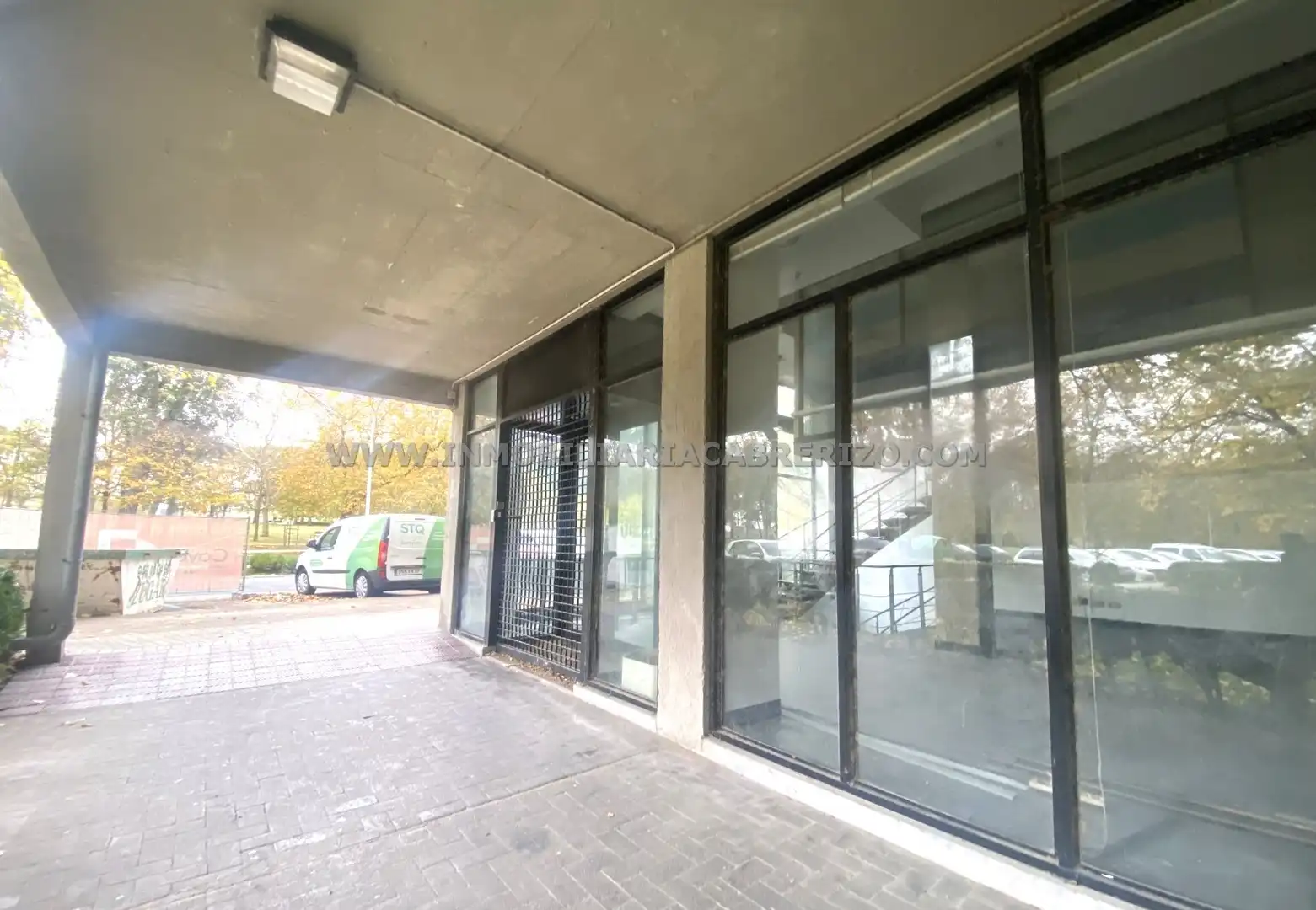 Local comercial en venta en Calle Vuelta del Castillo, imagen 3