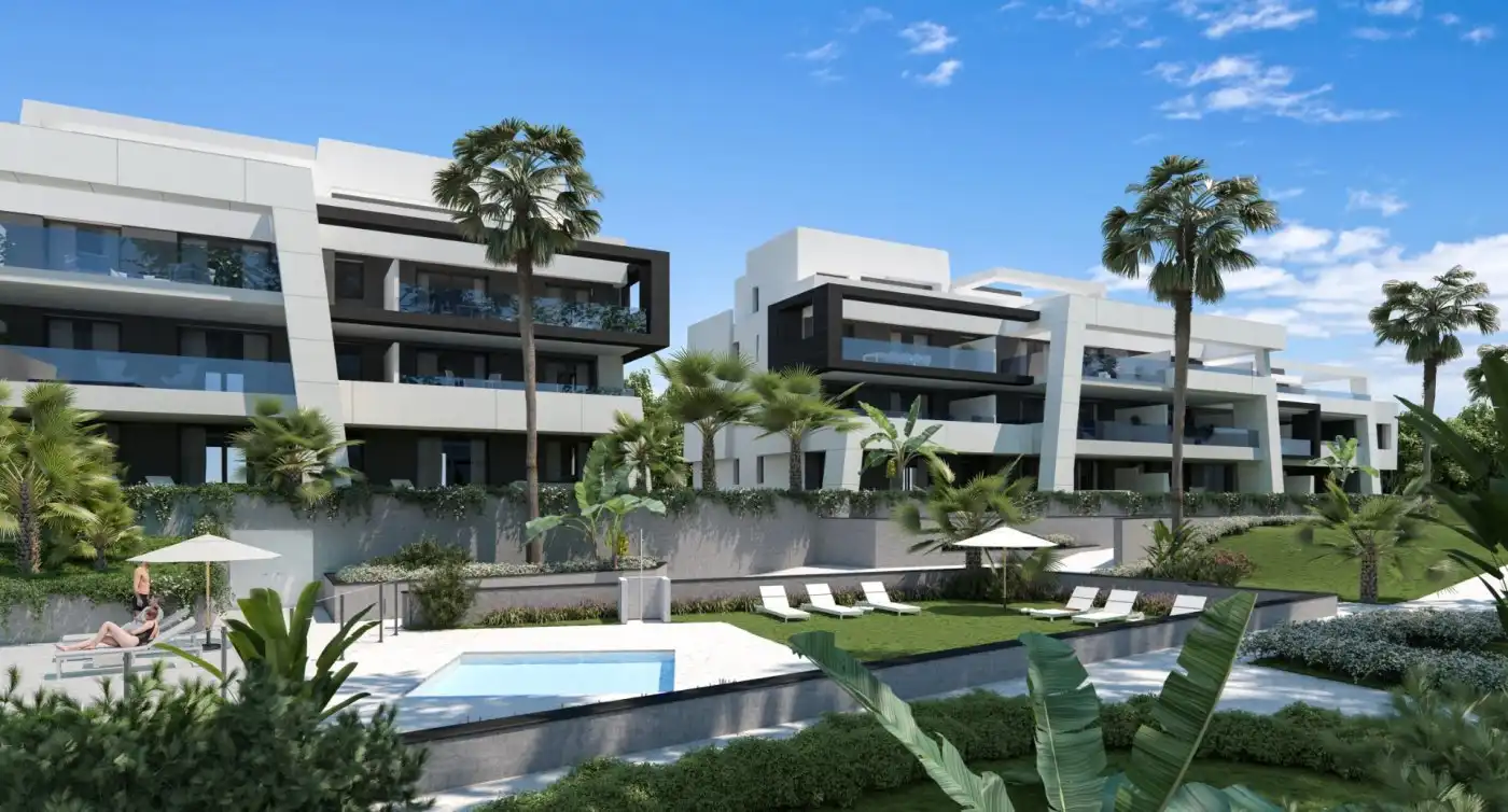 Vista exterior de Planta baja en venta en Estepona con Aire acondicionado, Calefacción y Terraza