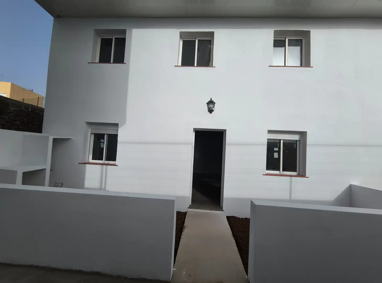 Vista exterior de Casa adosada de alquiler en La Matanza de Acentejo con Jardín privado, Terraza y Microondas