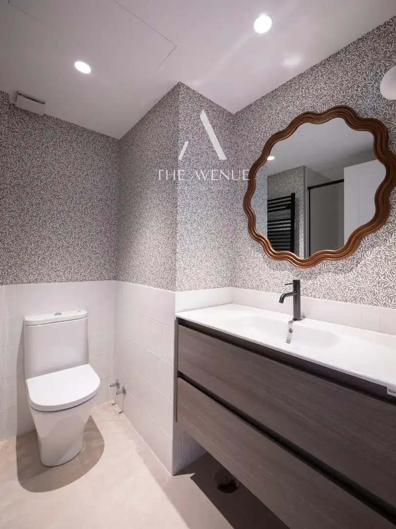 Baño de Piso en venta en Madrid con Aire acondicionado, Calefacción y Amueblado