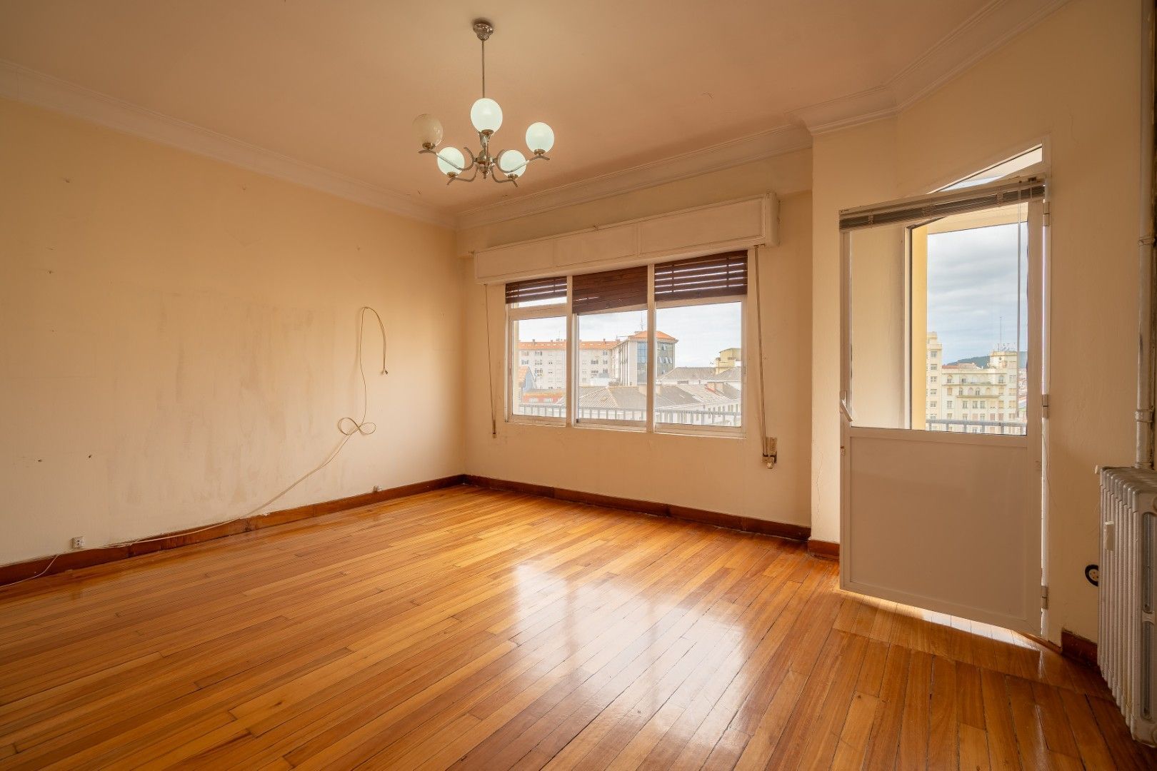 Dormitori de Pis en venda en Ferrol amb Calefacció, Terrassa i Traster