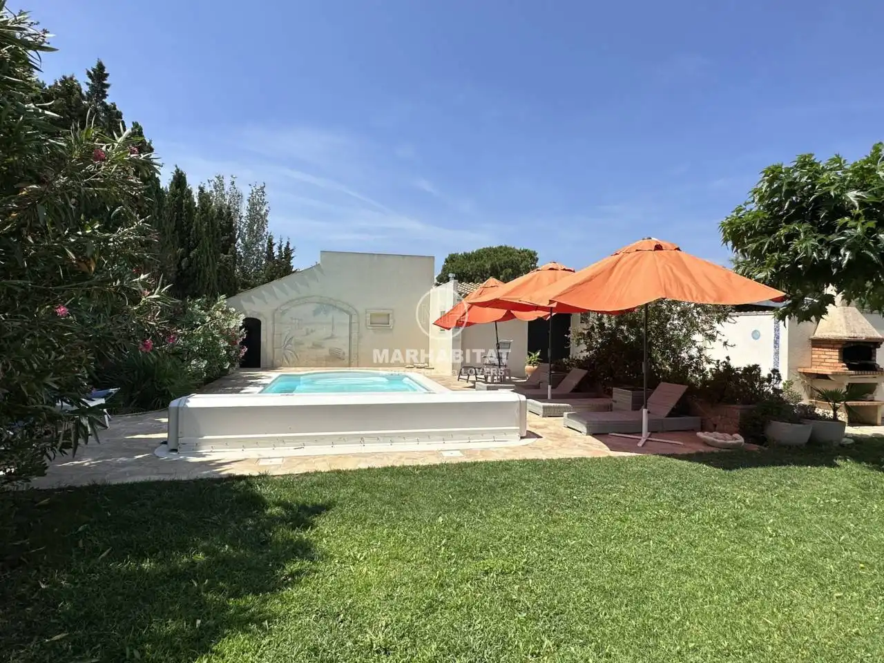 Jardí de Casa o xalet en venda en L'Escala amb Aire condicionat, Jardí privat i Terrassa