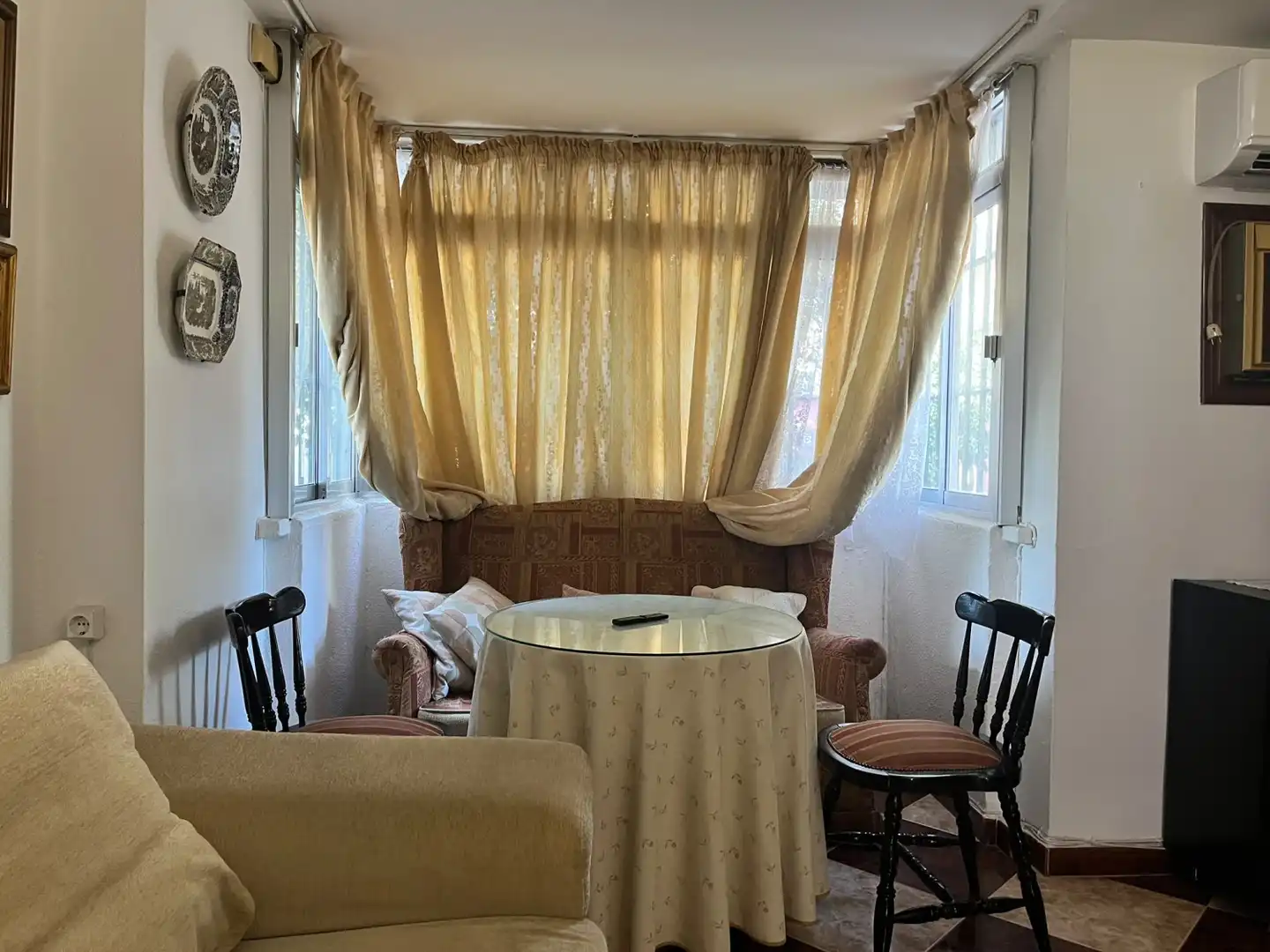 Dining room of Flat for rent in Sevilla  with Air Conditioner, Furnished and Washing machine