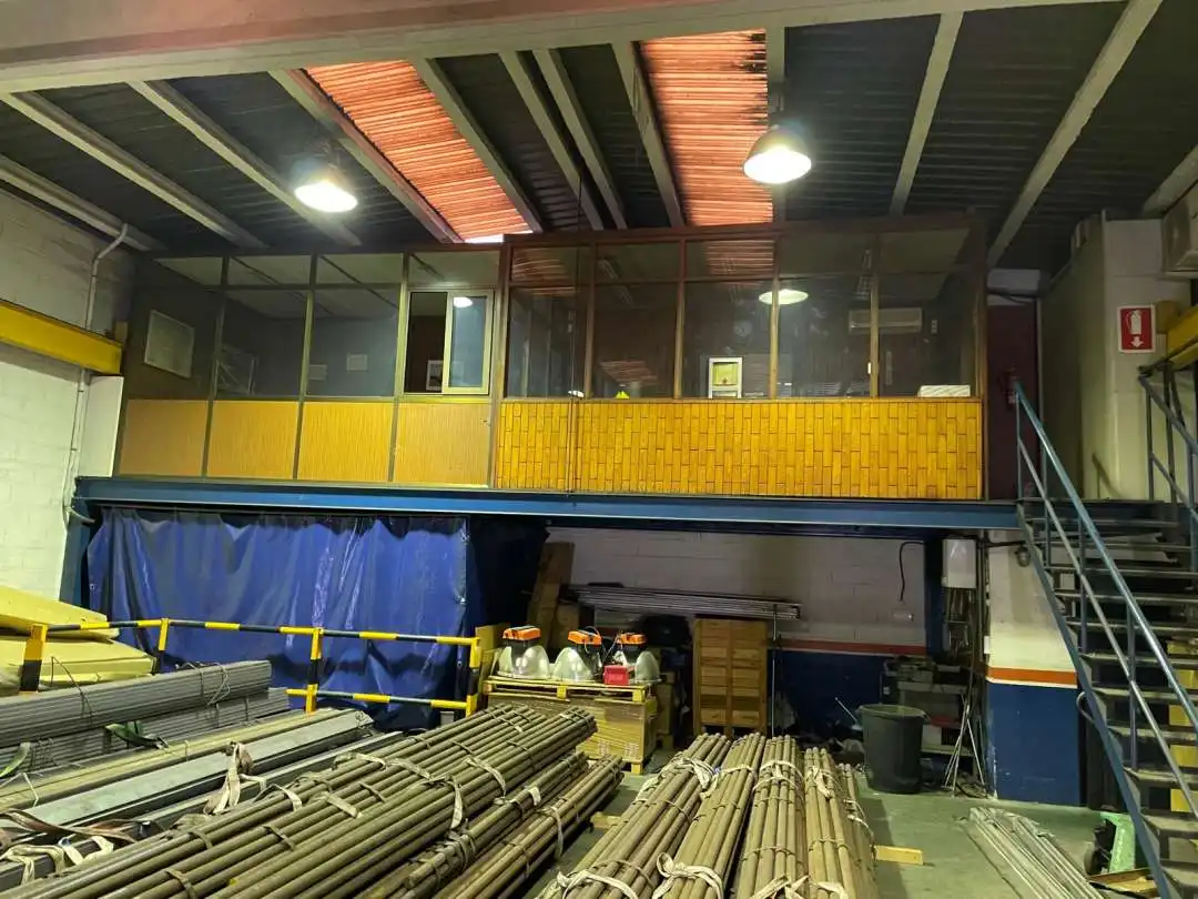 Fabrikhallen zur Miete in Lazkao
