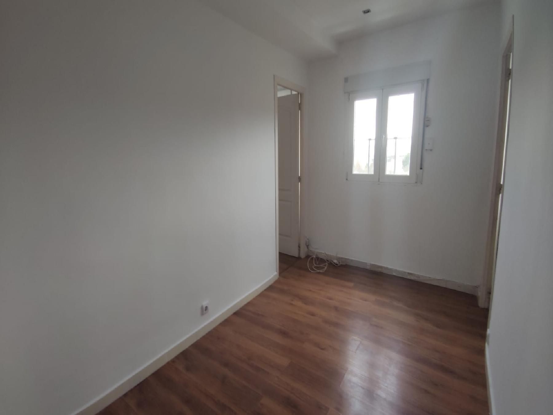 Bedroom of Flat for sale in Basauri 