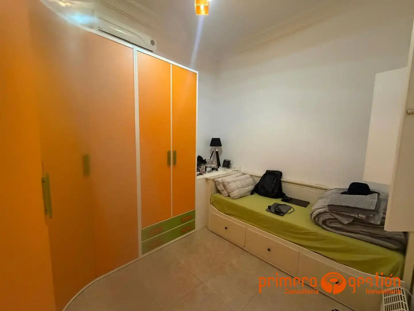 Houses for sale in Fuentes de Andalucía  with Air Conditioner, Terrace and Furnished