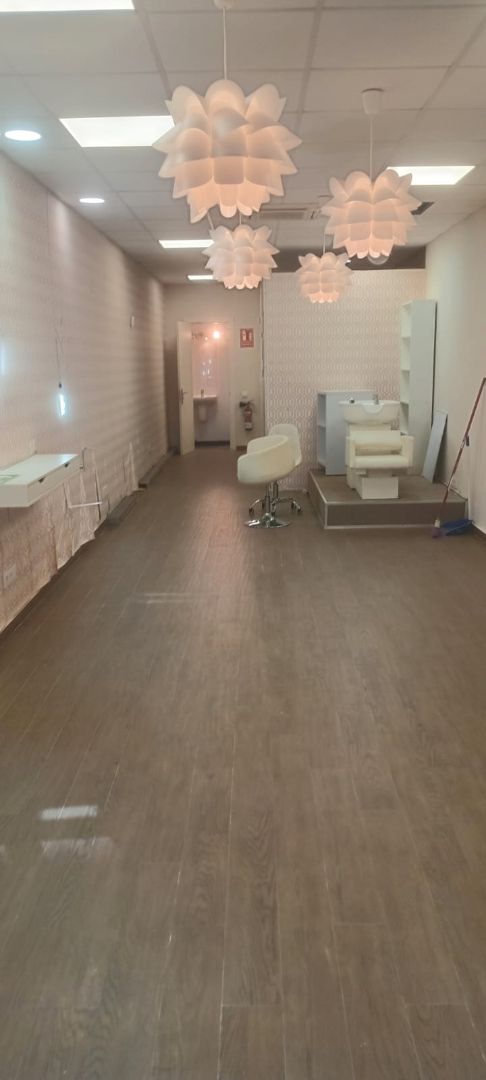 Premises to rent in  Barcelona Capital  with Air Conditioner and Alarm